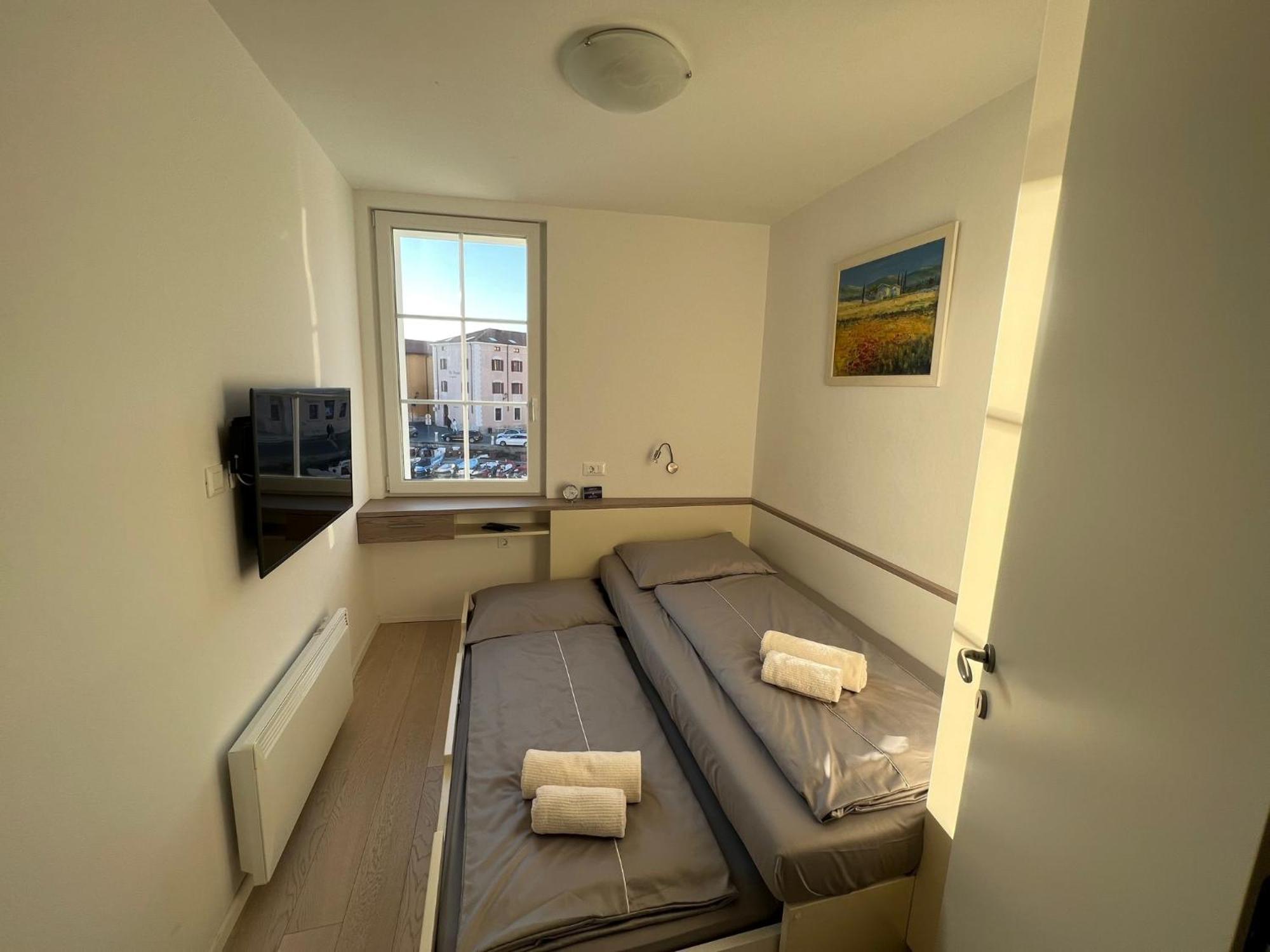 Gloria Holiday - Apartment Rebecca Пиран Екстериор снимка